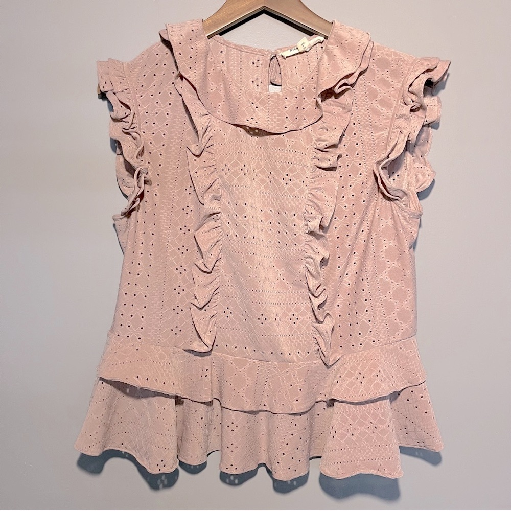 Blue Tassel | Eyelet Ruffle Top (L)